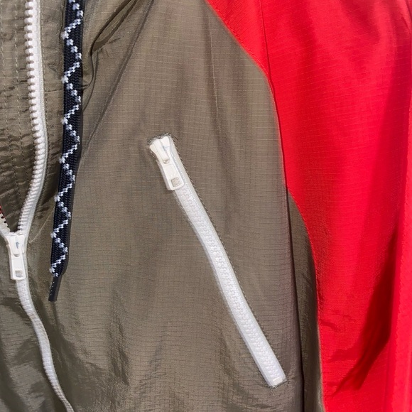 Men’s XL RVCA Colorblock Windbreaker/Raincoat - Picture 3 of 6